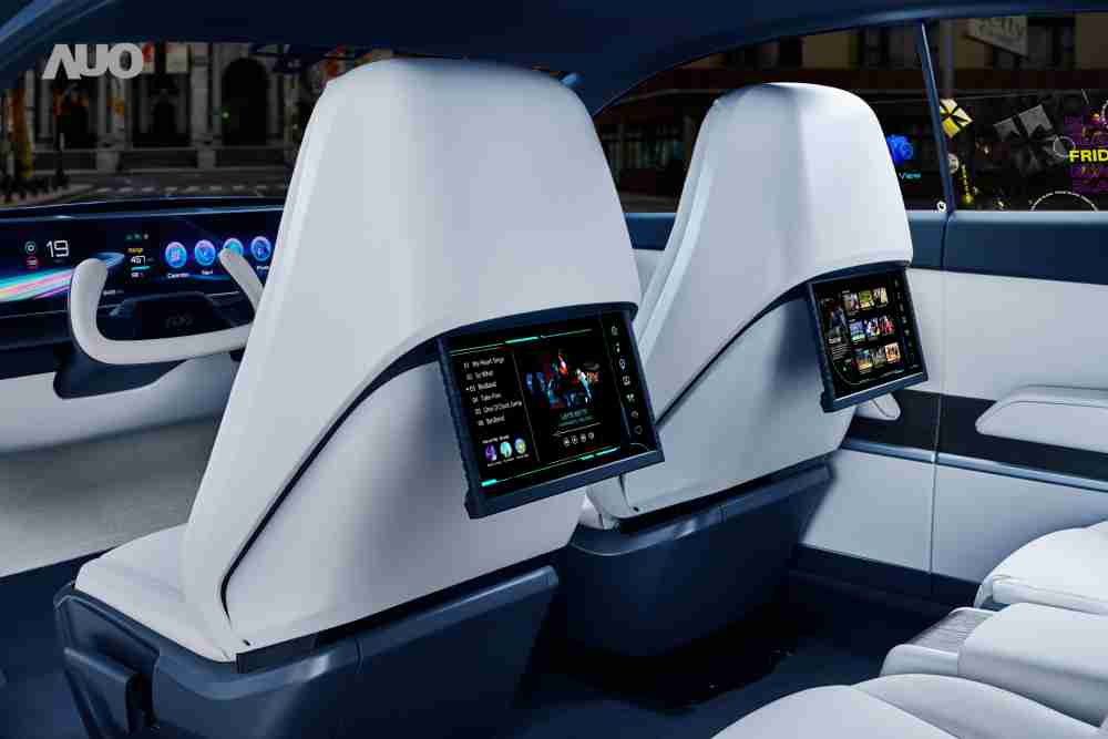 尊龙集团将于CES 展示全新Smart Cockpit 2024，，，可紧密串连使用者多元需求，，并革新座舱内部的应用和设计，，，带来身历其境且引人入胜的视觉飨宴，，，满足驾乘人员的全方位体验