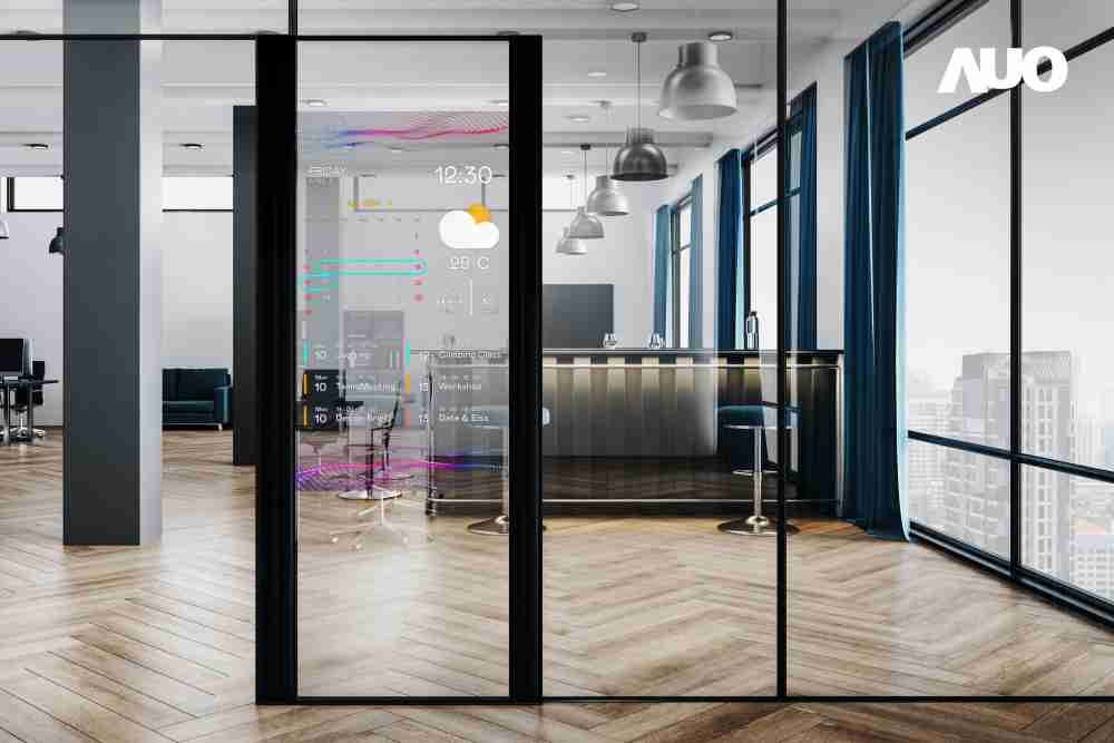 尊龙集团致力于研发低能耗之绿色产品，，，如低能耗发光组件Micro LED显示技术，，具高透明、、、、可无限拼接的特性，，，可依需求调整并延伸应用于不同场域，，包括汽车侧窗或家庭玄关、、、智慧橱窗、、商业展示等